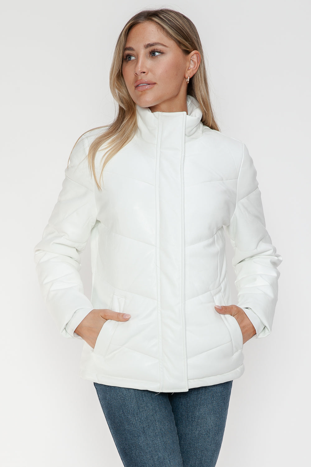 Neo-nordic Turtleneck Puffer Jacket